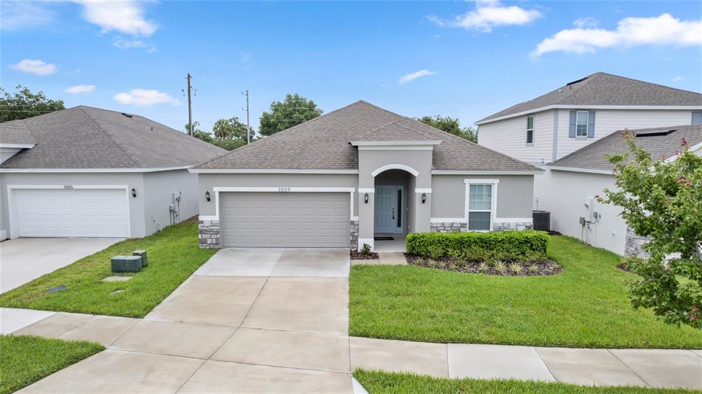 3509 YARIAN DRIVE