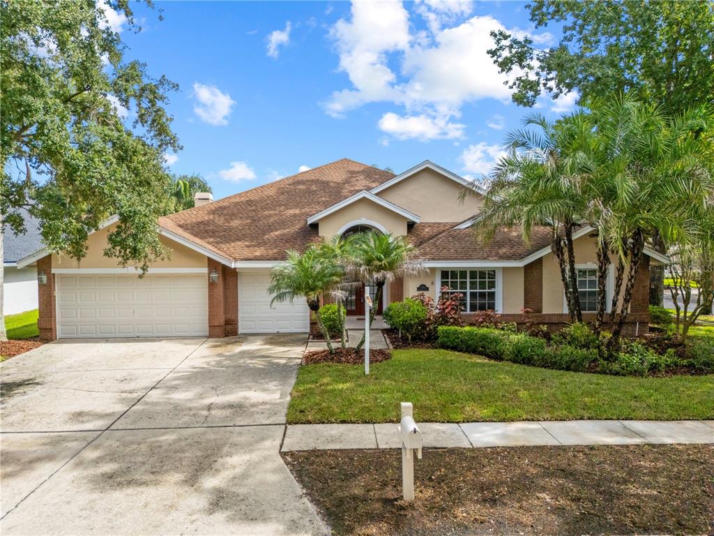 8746 TANTALLON CIRCLE, TAMPA, FL — photo 2 of 30