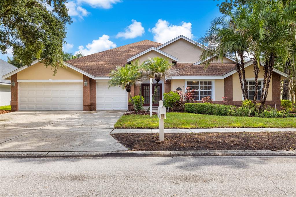 8746 TANTALLON CIRCLE, TAMPA, FL — photo 3 of 30