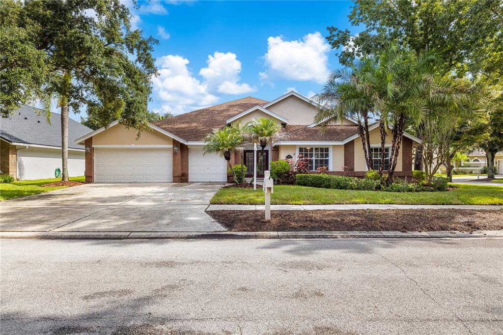 8746 TANTALLON CIRCLE, TAMPA, FL — photo 5 of 30
