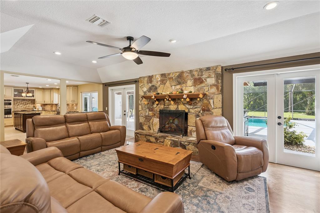 1041 NORTHERN WAY, WINTER SPRINGS, FL — photo 3 of 30