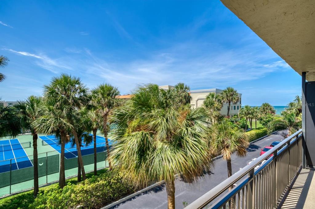 7600 BAYSHORE DRIVE UNIT 202, TREASURE ISLAND, FL — photo 5 of 29