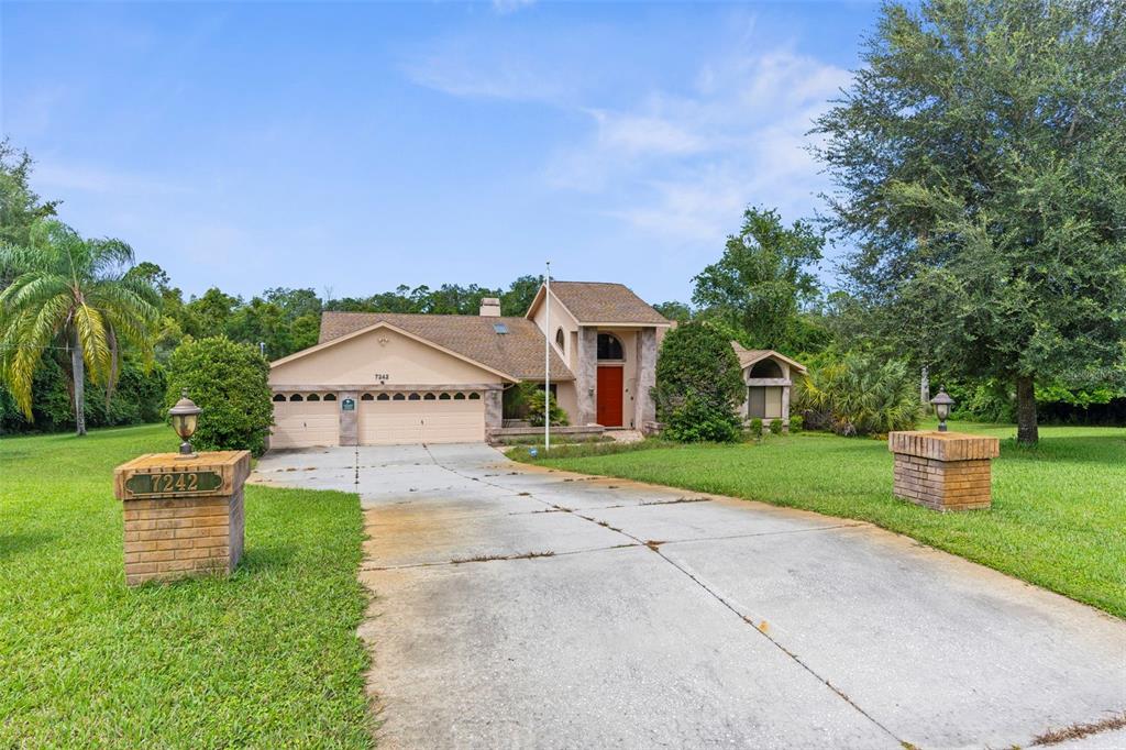 7242 RIVER COUNTRY DRIVE