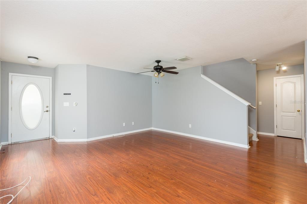 6340 CHERRY BLOSSOM TRAIL, GIBSONTON, FL — photo 3 of 30