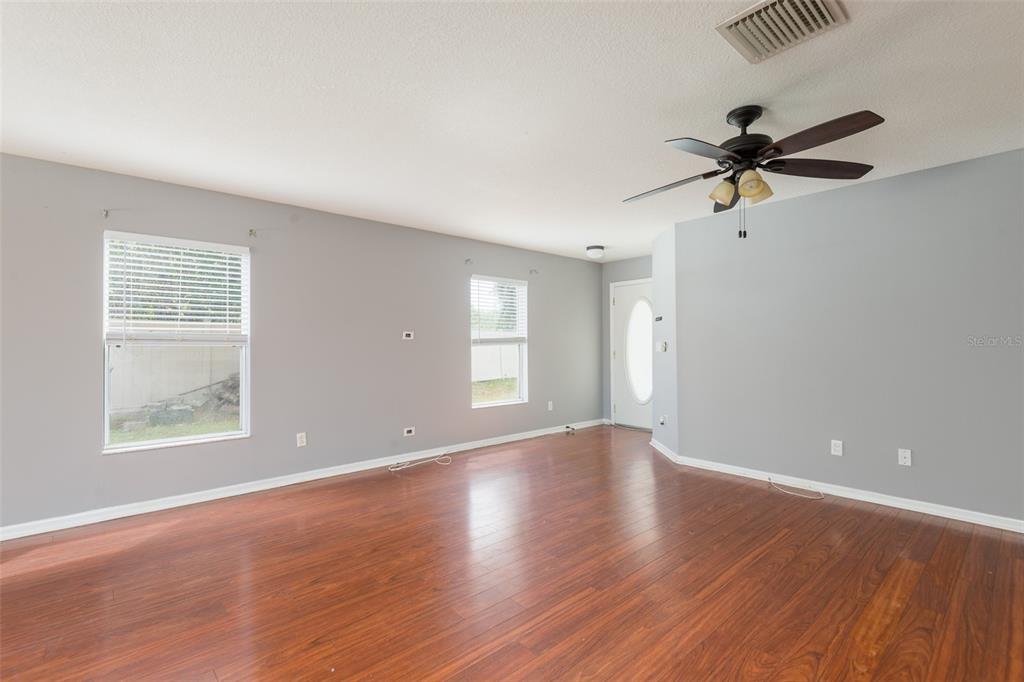 6340 CHERRY BLOSSOM TRAIL, GIBSONTON, FL — photo 4 of 30