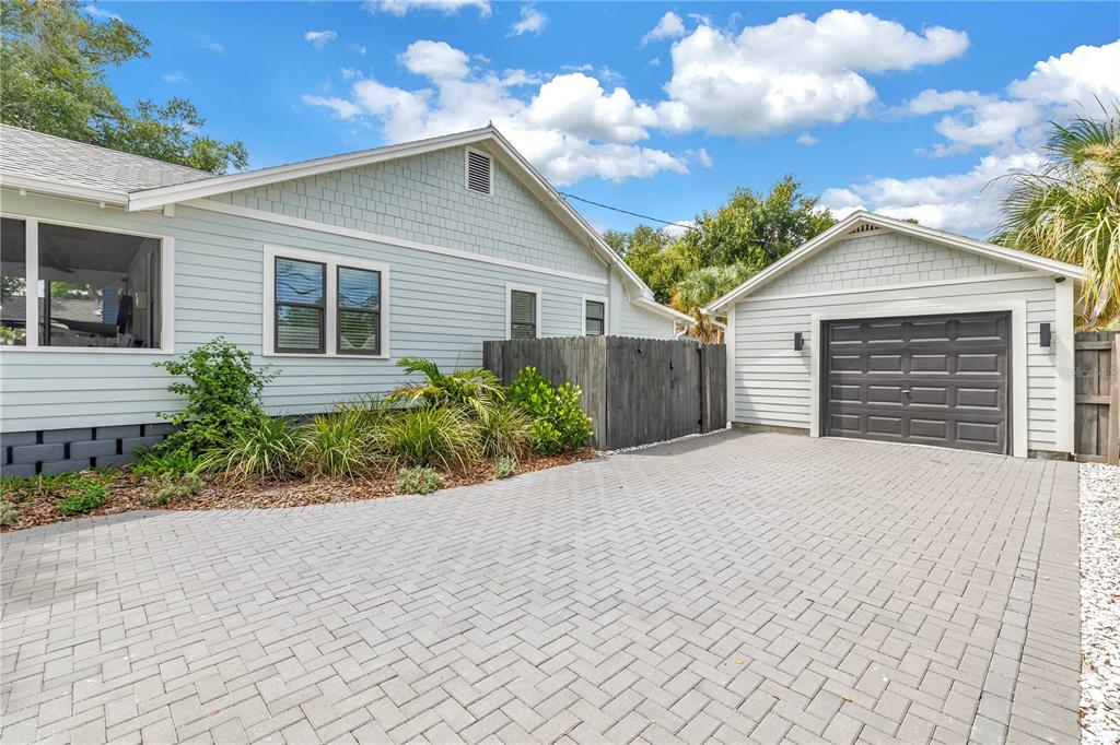 1323 7TH AVENUE N, ST PETERSBURG, FL — photo 2 of 30