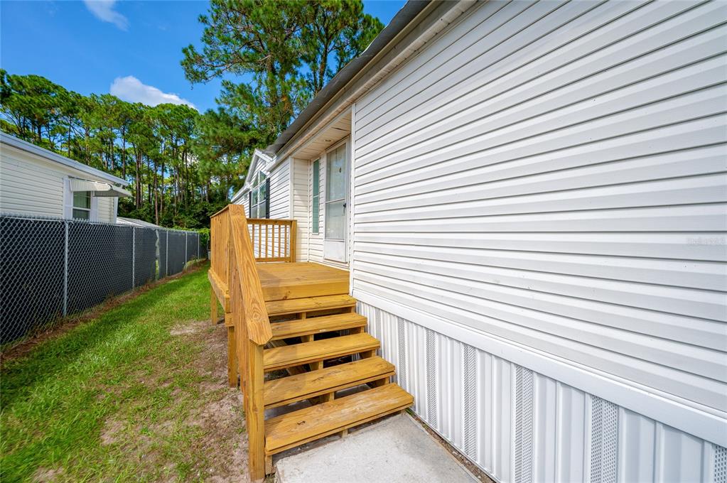 13 LAWRENCE COURT, PORT ORANGE, FL — photo 3 of 30