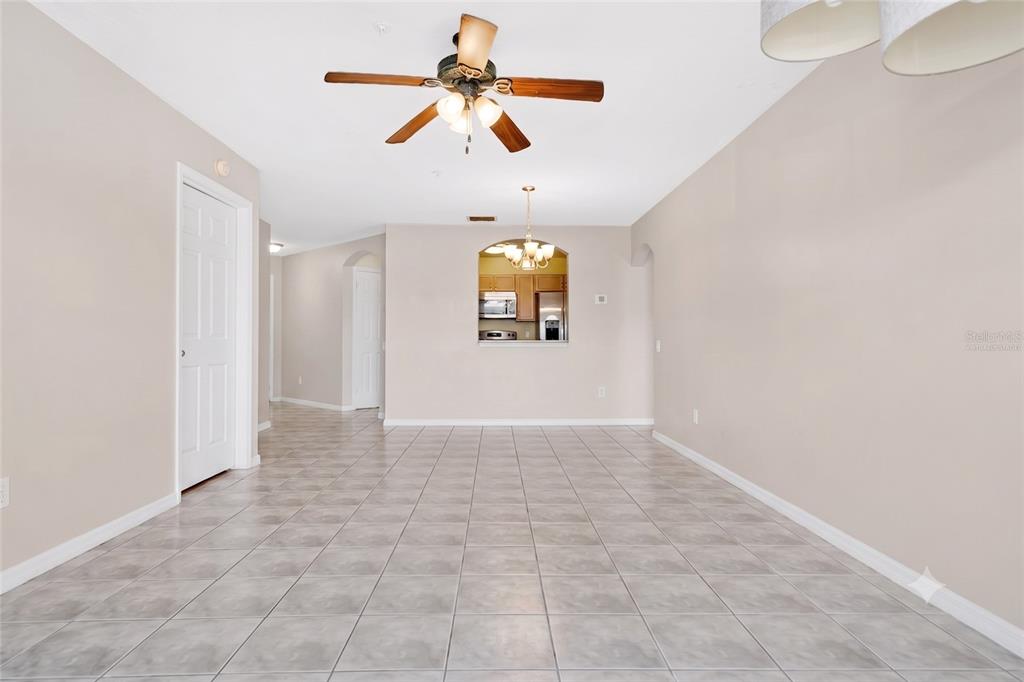 3930 SOUTHPOINTE DRIVE UNIT 214, ORLANDO, FL — photo 2 of 31