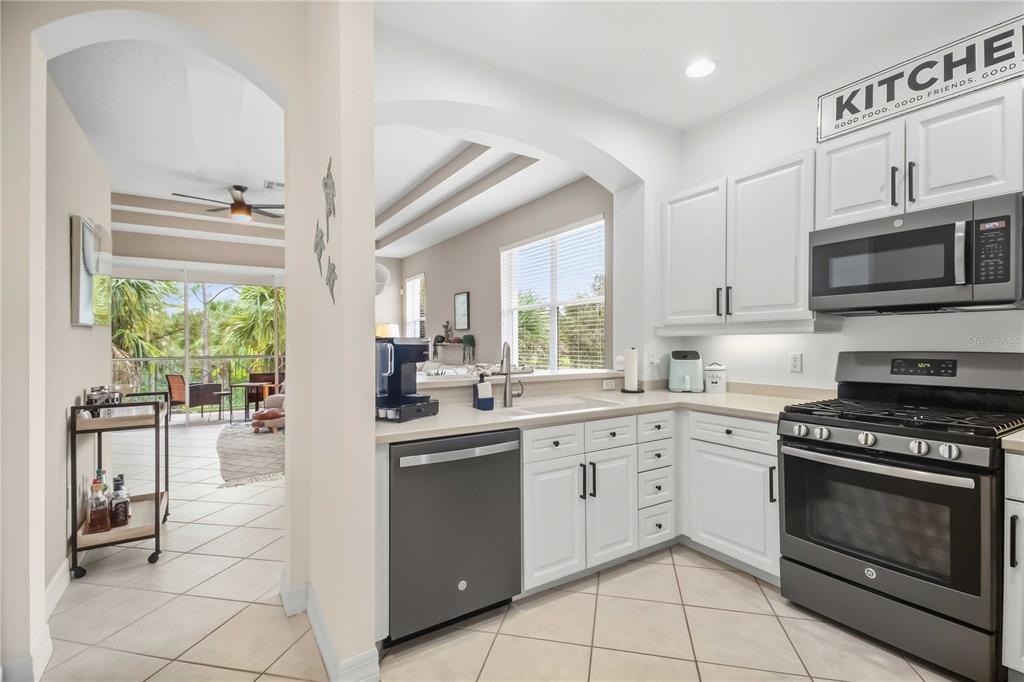 9606 SEA TURTLE TERRACE UNIT 201, BRADENTON, FL — photo 2 of 30