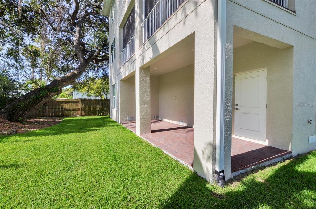 7210 S MASCOTTE STREET, TAMPA, FL — photo 4 of 30