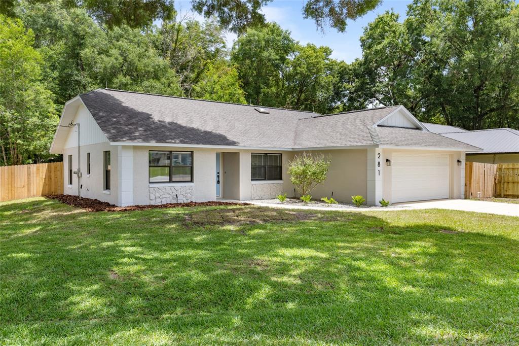 281 E COUNTRY CLUB DRIVE