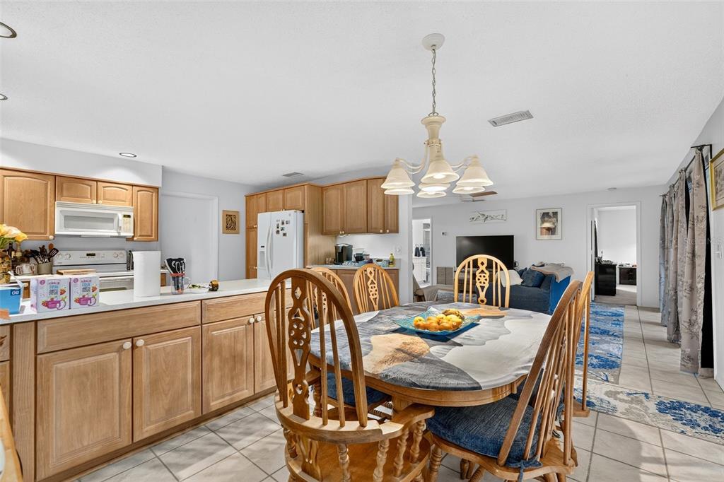 7283 ELEANOR CIRCLE, SARASOTA, FL — photo 3 of 30