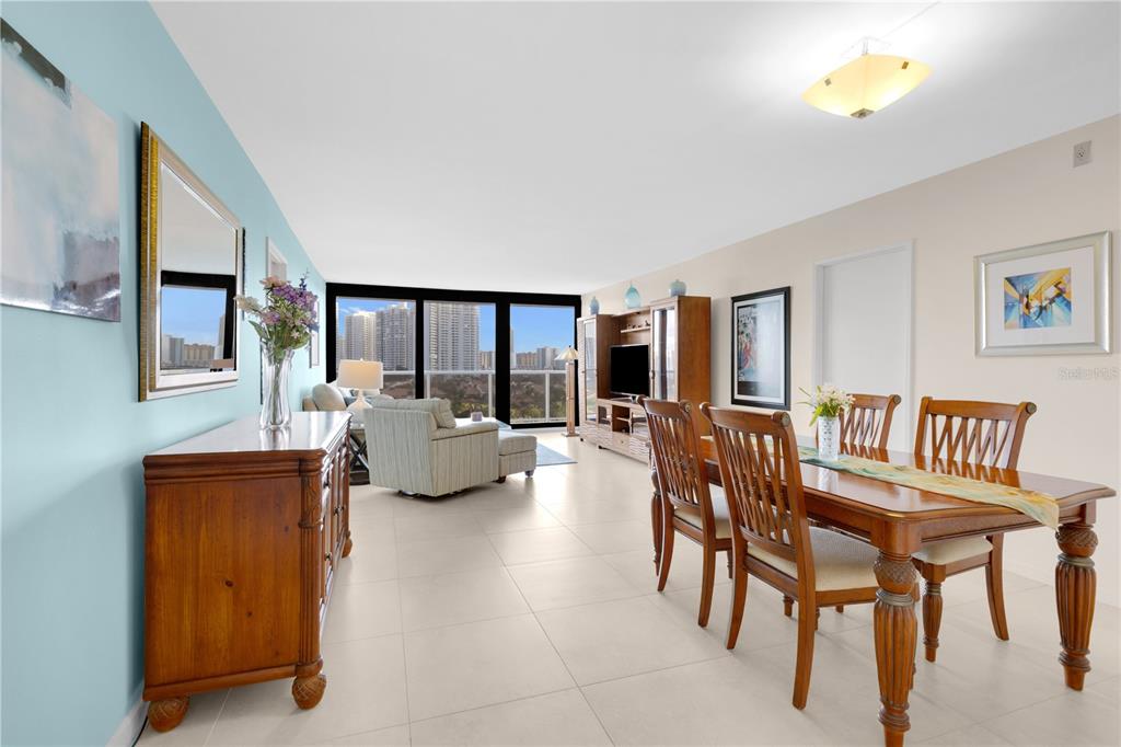 3701 N COUNTRY CLUB DRIVE UNIT 1009