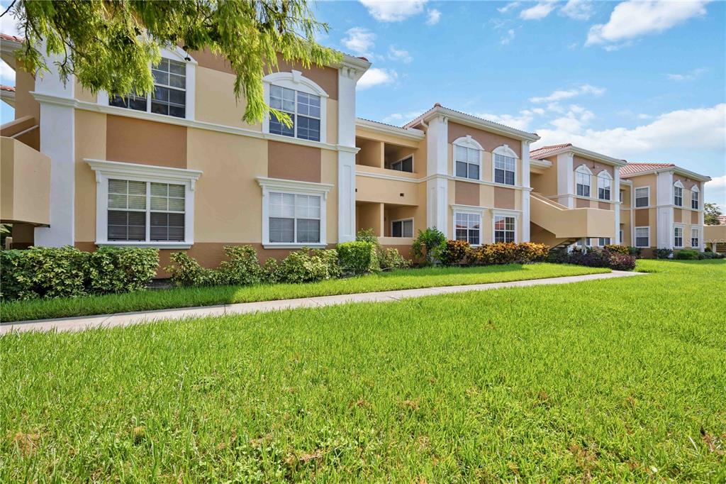 3005 CHIANTI COURT UNIT 206, SARASOTA, FL — photo 3 of 30