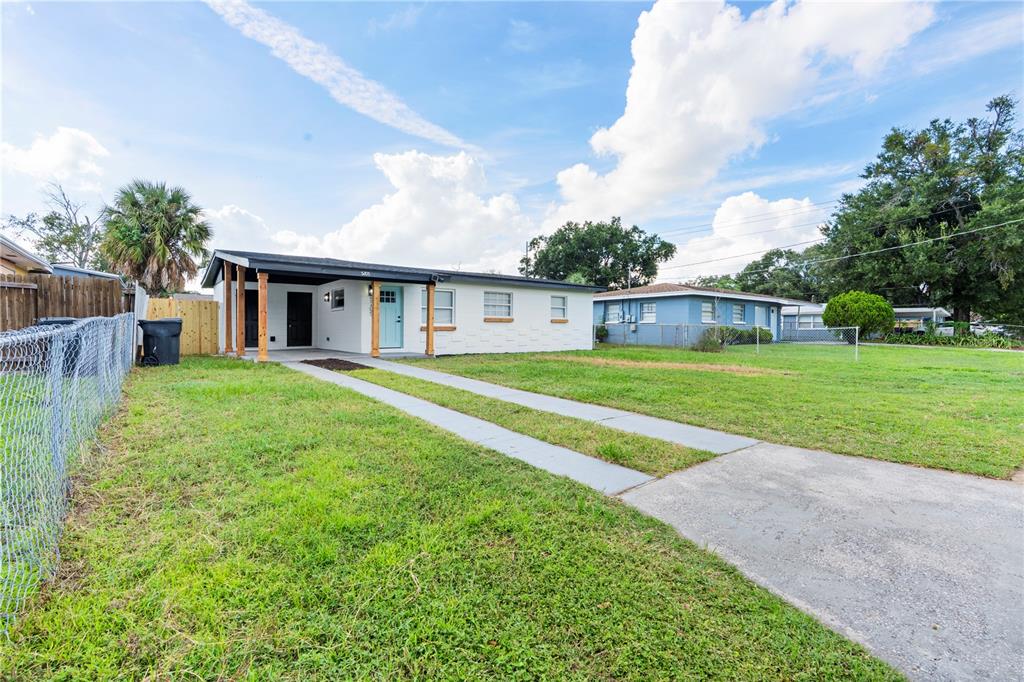 5205 S 82ND STREET, TAMPA, FL — photo 5 of 30