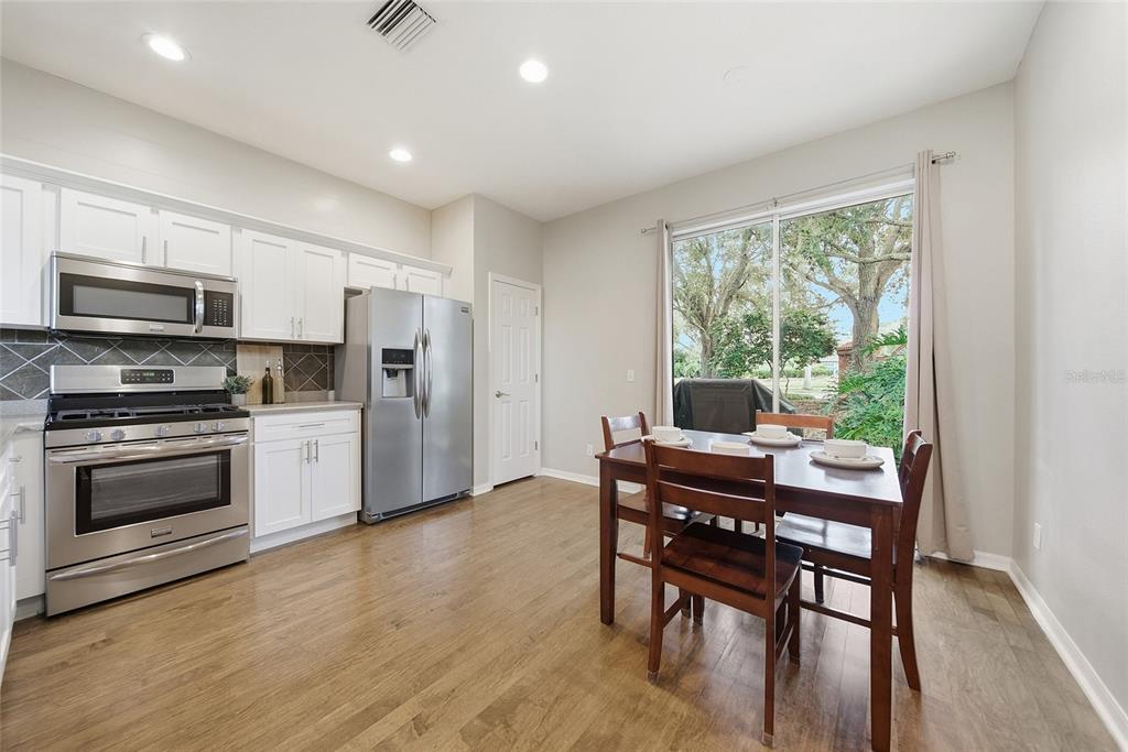 2306 SPRING HOLLOW LOOP, WESLEY CHAPEL, FL — photo 4 of 30