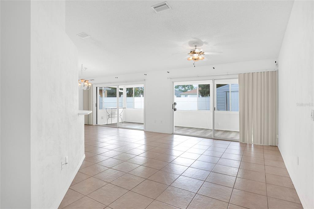 35 WESTGATE LANE, PALM COAST, FL — photo 3 of 28