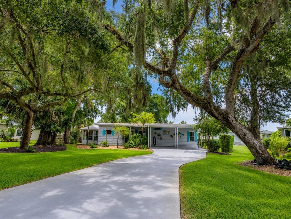 604 TOPSIDE CIRCLE