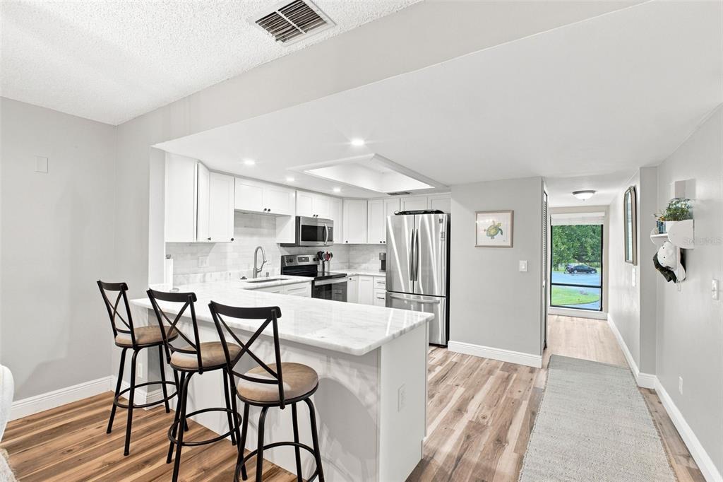 1400 TARPON WOODS BOULEVARD UNIT E6, PALM HARBOR, FL — photo 3 of 47