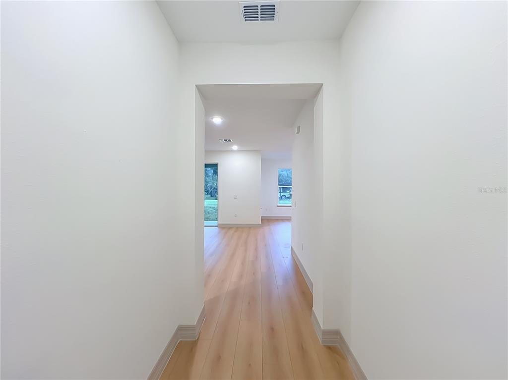199 NORTHMOOR ROAD, CASSELBERRY, FL — photo 4 of 30