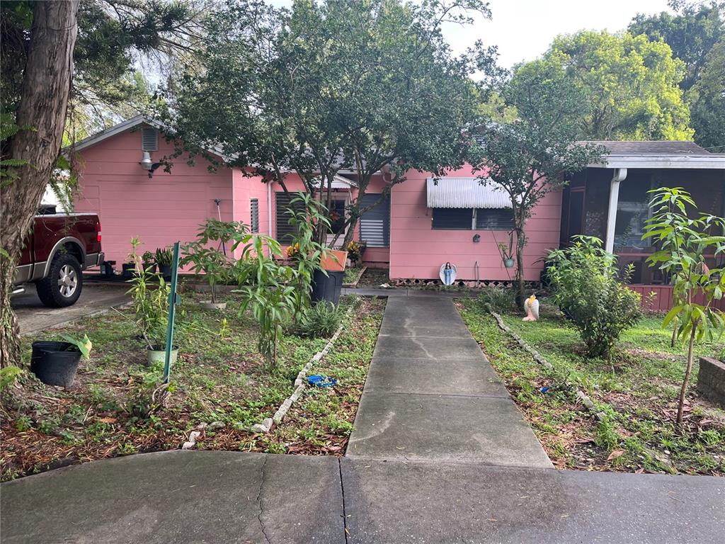 555 MONROE AVENUE
