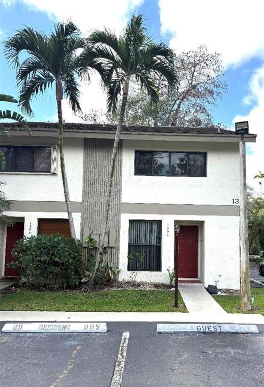 3082 S OAKLAND FOREST DRIVE UNIT 1306