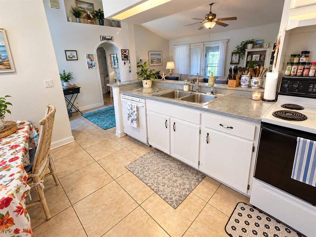 5295 BRICKELL DRIVE, NORTH PORT, FL — photo 3 of 20