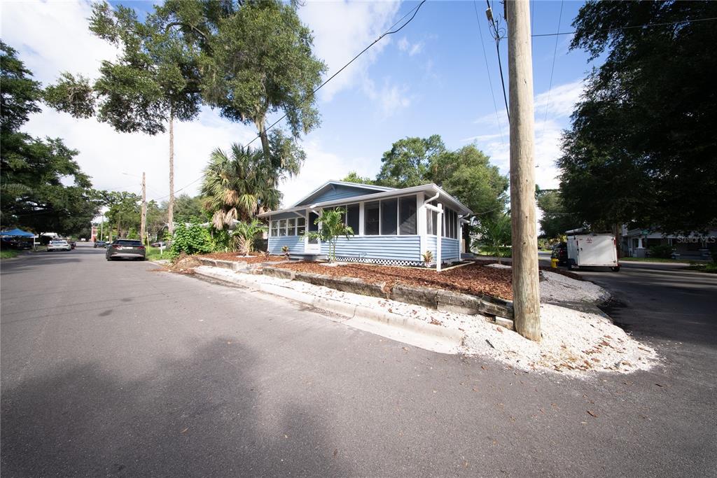 922 E IDA STREET, TAMPA, FL — photo 3 of 30