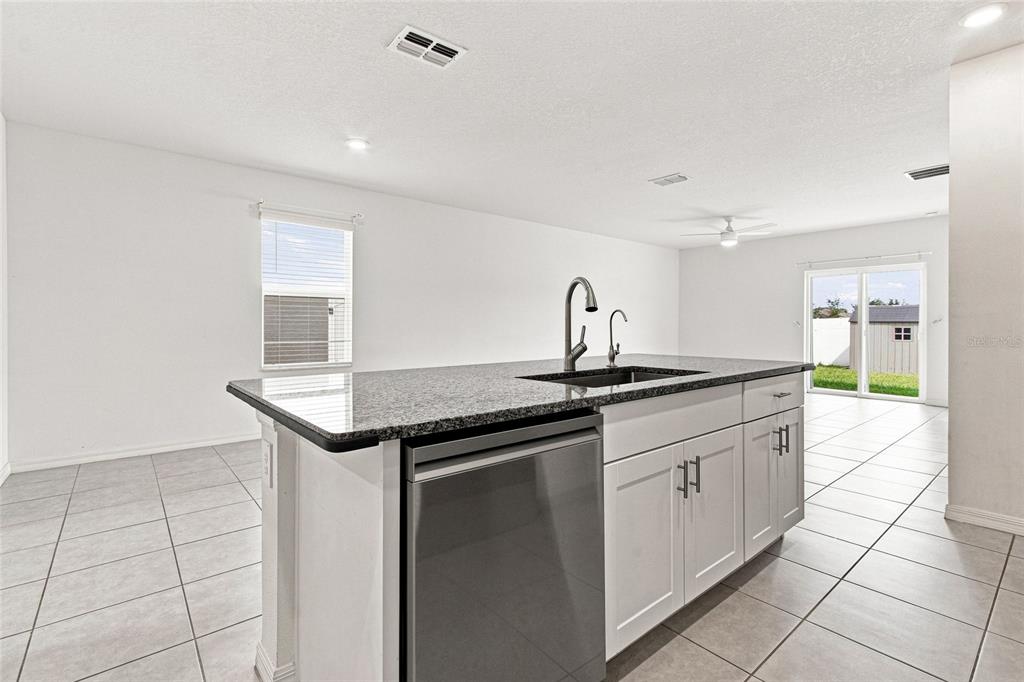 13659 NEWBRIDGE STREET, SPRING HILL, FL — photo 4 of 24
