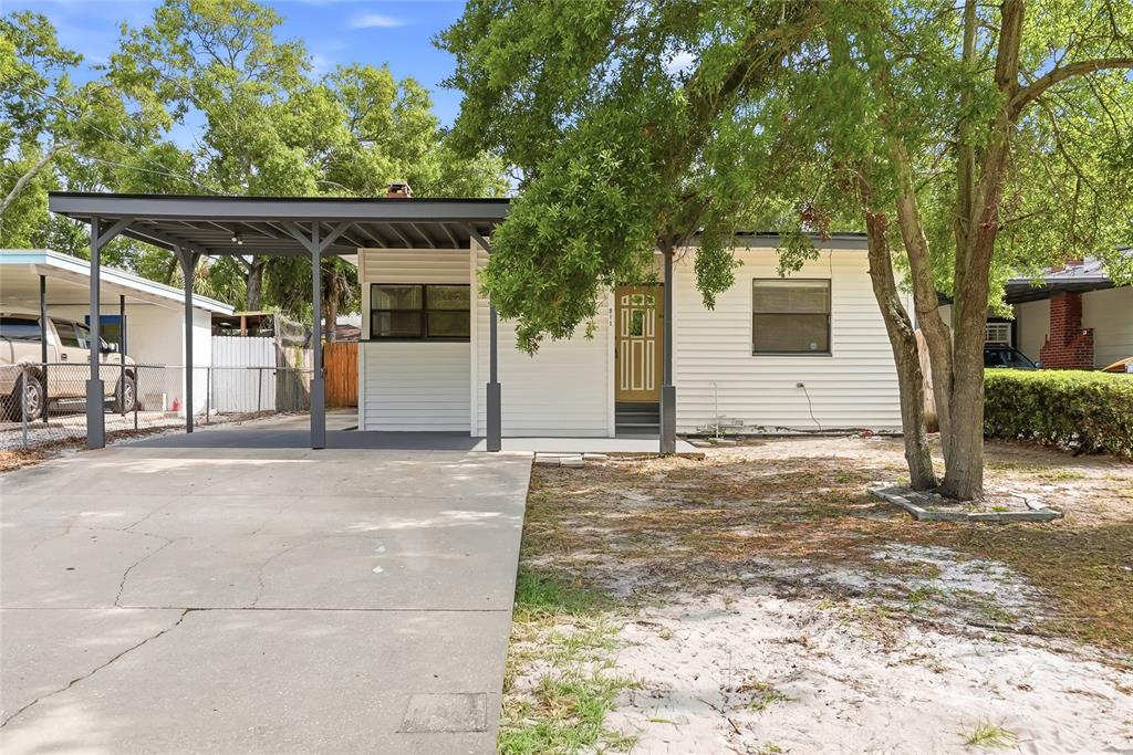 911 MAGNOLIA DRIVE