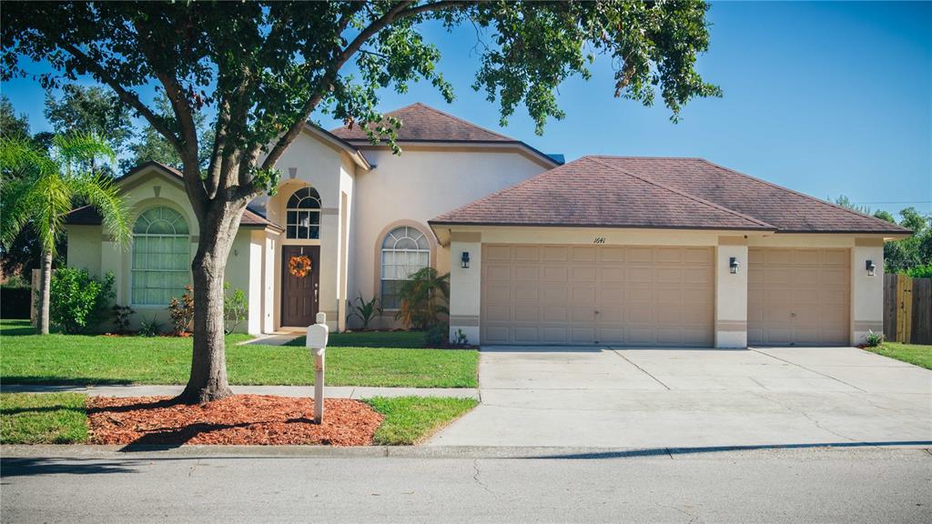 1641 LEDGESTONE DRIVE