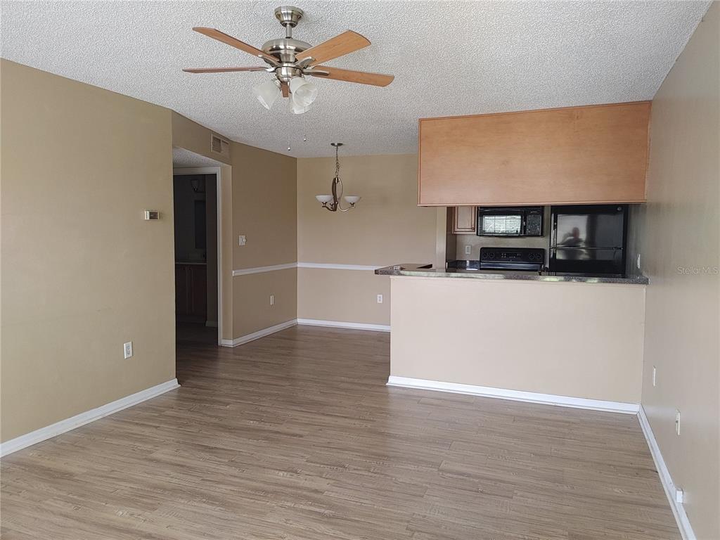215 LAKE BROOK CIRCLE UNIT 201