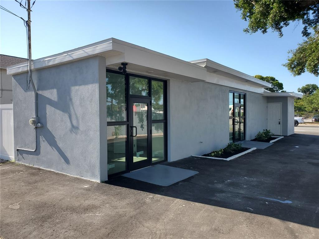 3333 5TH AVENUE S, ST PETERSBURG, FL — photo 2 of 8