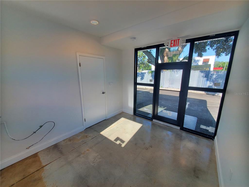 3333 5TH AVENUE S, ST PETERSBURG, FL — photo 3 of 8