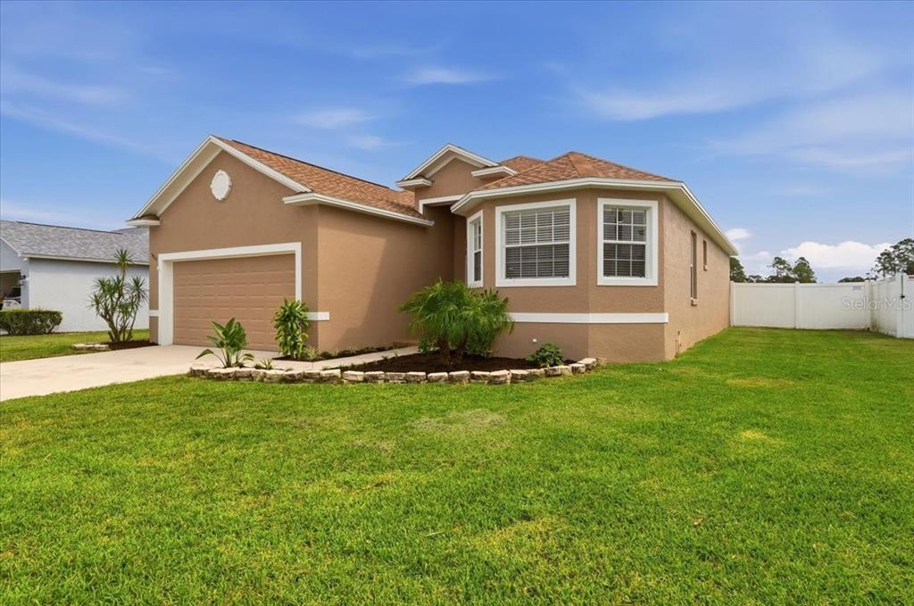 5014 YELLOWTOP LOOP, LAKELAND, FL — photo 3 of 46