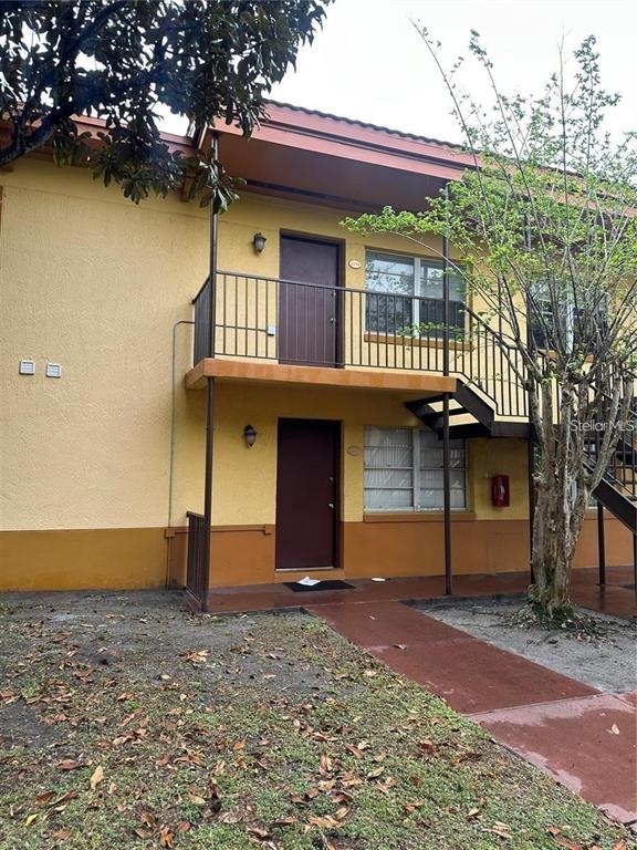 778 RIDENHOUR CIRCLE UNIT 778, ORLANDO, FL — photo 2 of 6