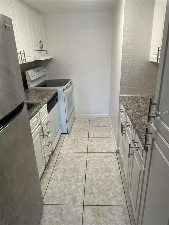 778 RIDENHOUR CIRCLE UNIT 778, ORLANDO, FL — photo 4 of 6