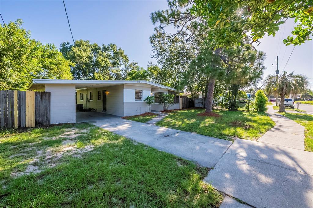 6103 BOLLING DRIVE