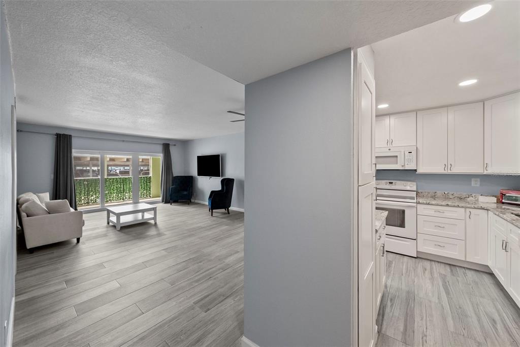 420 64TH AVENUE UNIT 102, ST PETE BEACH, FL — photo 4 of 30