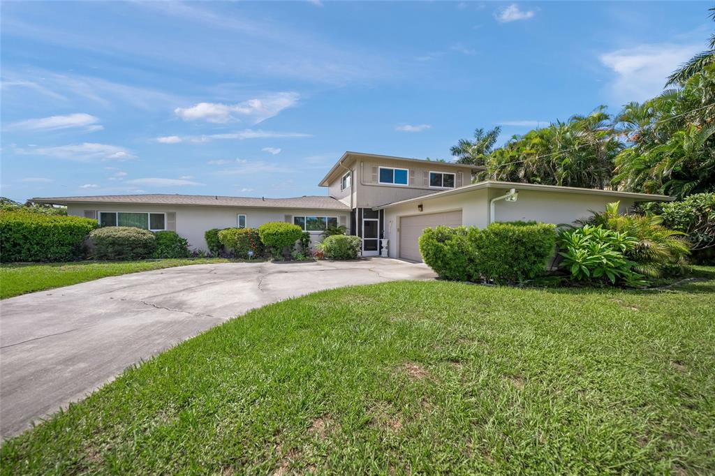 1820 STANFORD LANE, SARASOTA, FL — photo 2 of 30