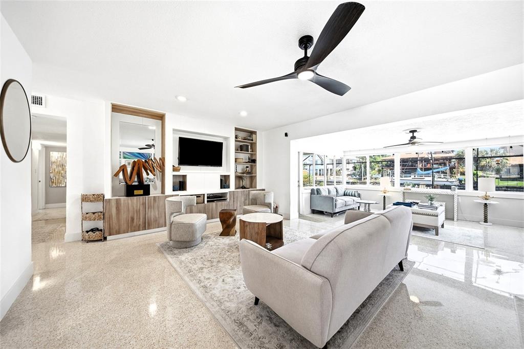 3800 BEACH DRIVE SE, ST PETERSBURG, FL — photo 5 of 52