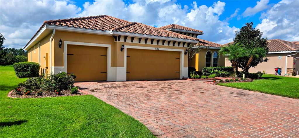 801 SAN RAPHAEL STREET, POINCIANA, FL — photo 2 of 38