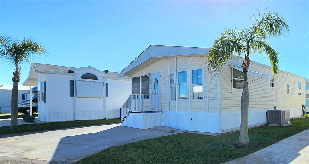 3333 26TH AVENUE E UNIT 1148