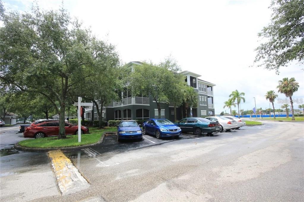 9401 CRESCENT LOOP CIRCLE UNIT 103