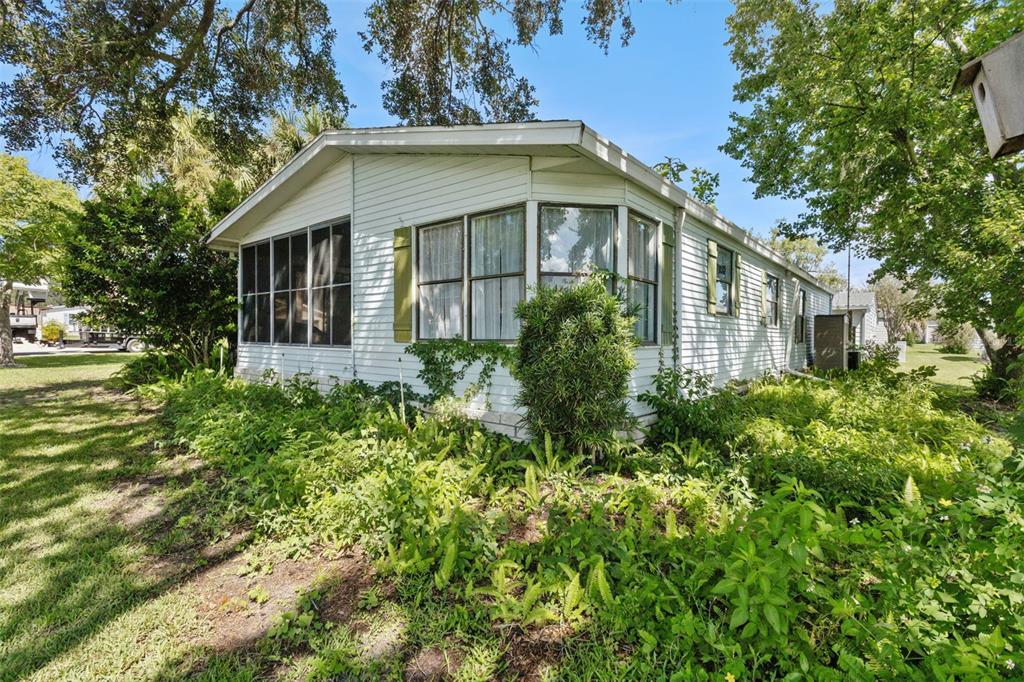 25040 BETTON HILL, LEESBURG, FL — photo 2 of 20