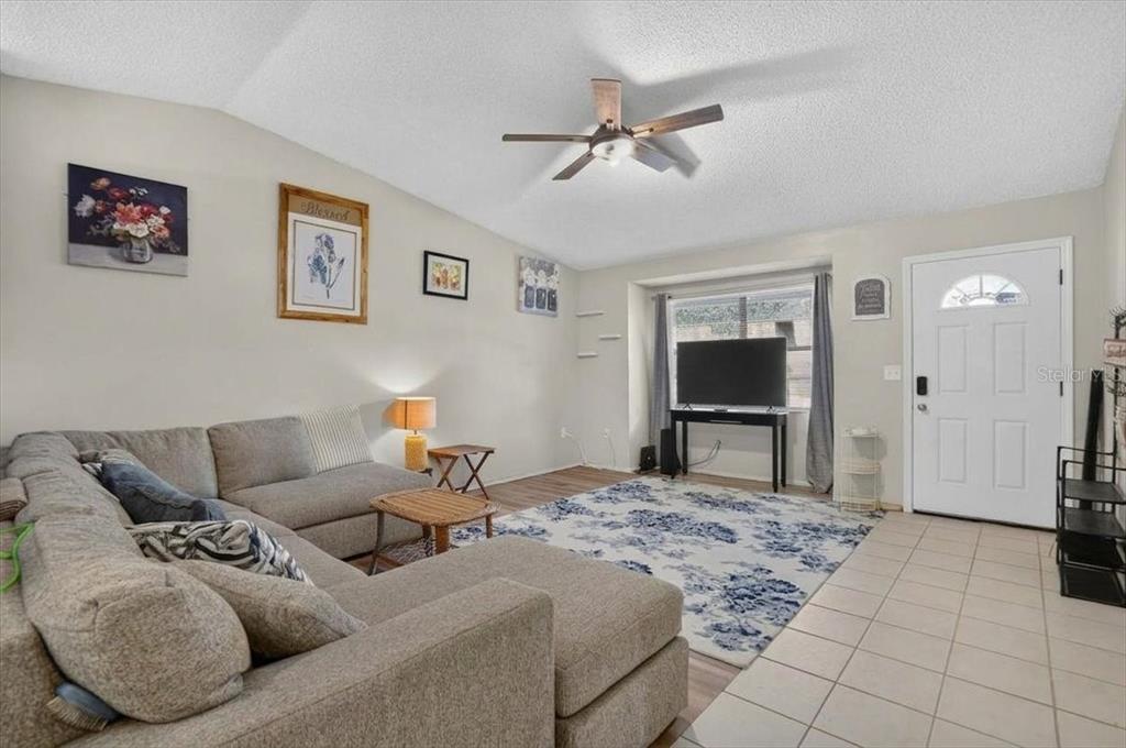 2712 36TH AVENUE TER E, BRADENTON, FL — photo 2 of 26