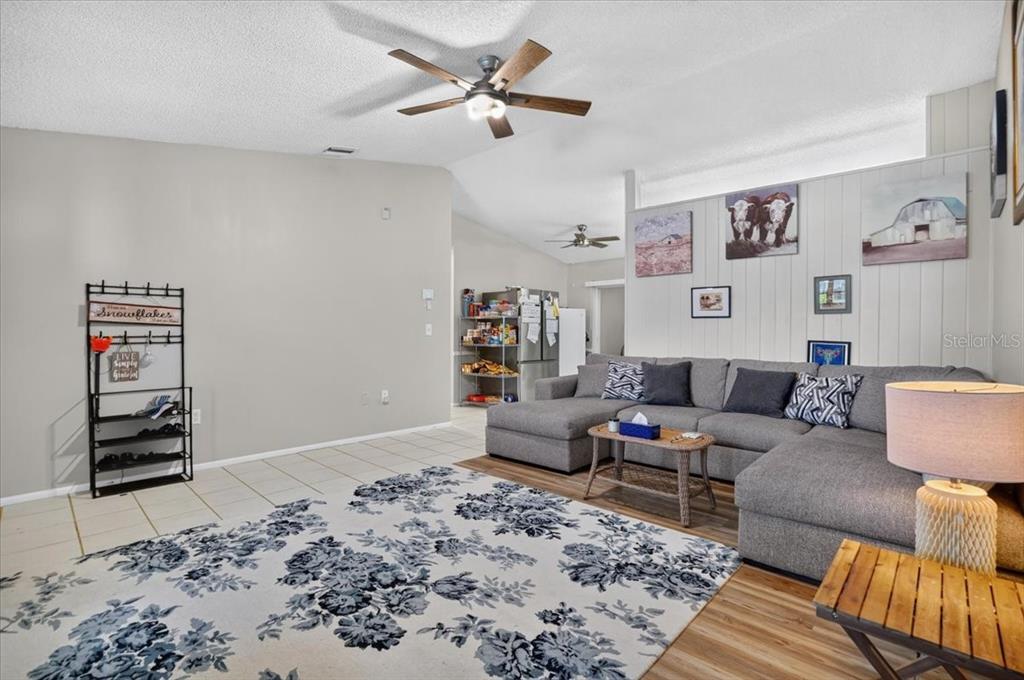 2712 36TH AVENUE TER E, BRADENTON, FL — photo 4 of 26