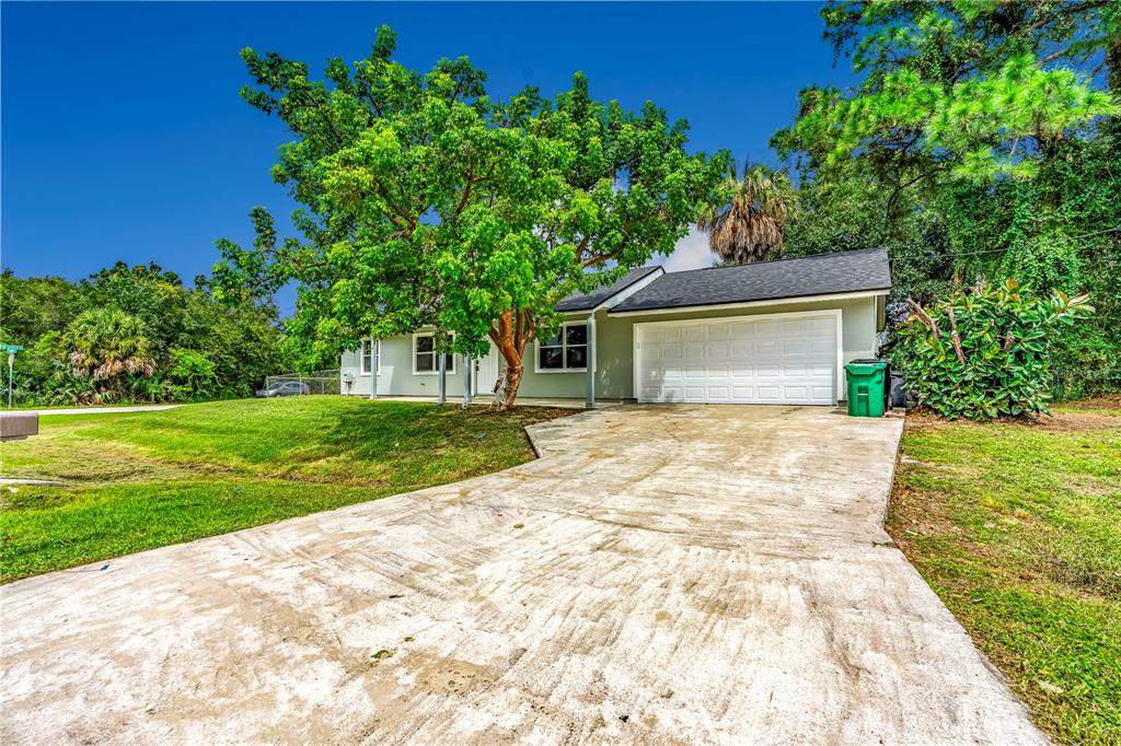 1131 SW LONDON LANE, PORT ST LUCIE, FL — photo 3 of 78