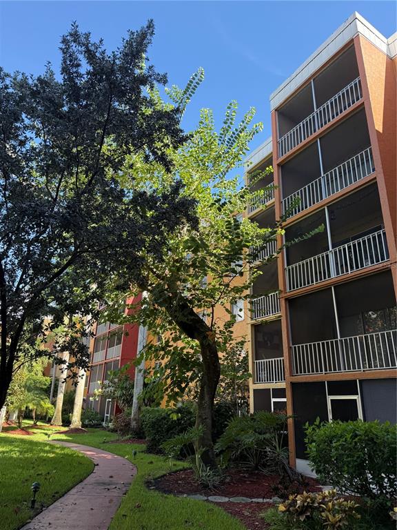 2366 E MALL DRIVE UNIT 308, FORT MYERS, FL — photo 3 of 13