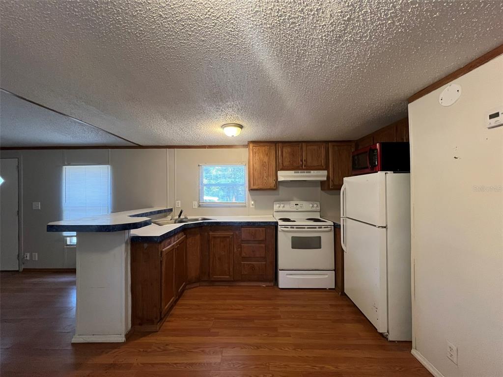 23924 NW 182ND PLACE, HIGH SPRINGS, FL — photo 5 of 12